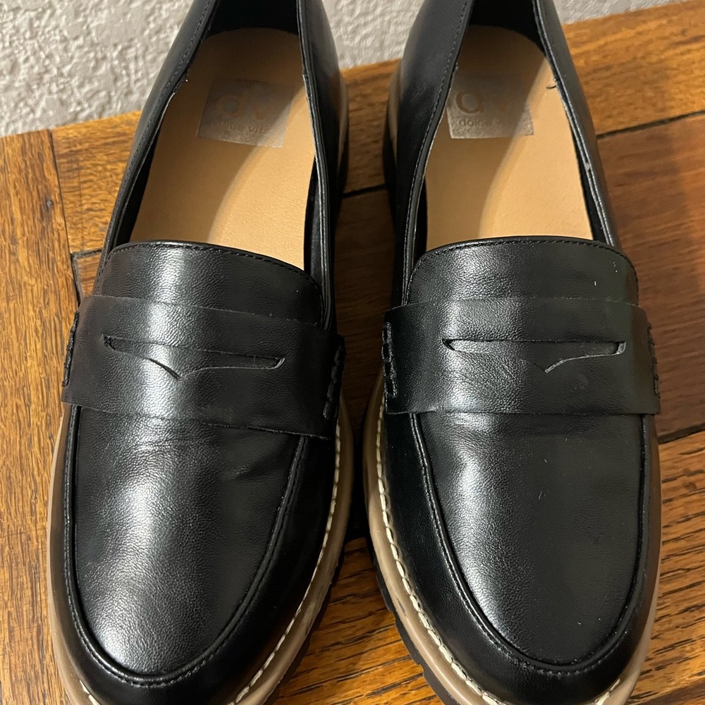 DV by Dolce Vita Black Faux Leather “Crisp” Penny Loafers Women’s Size 6
